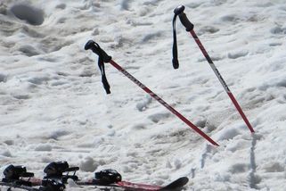 Nesportovní trik lyžařů, jak se vyhnout frontě, nutí vlekaře k radikálnímu opatření